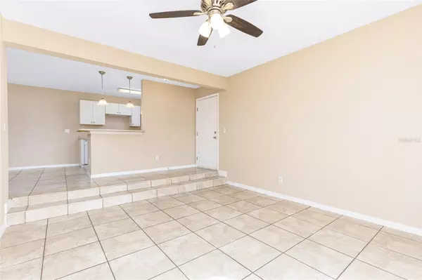 Altamonte Springs, FL 32714,145 N PEARL LAKE CSWY #104