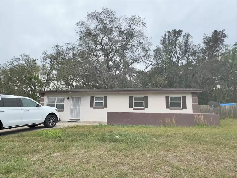 122 W CELESTE ST, Apopka, FL 32703