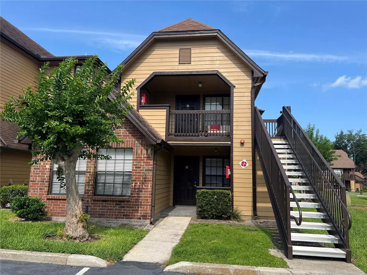 Altamonte Springs, FL 32701,320 BLACK OAK CT #108