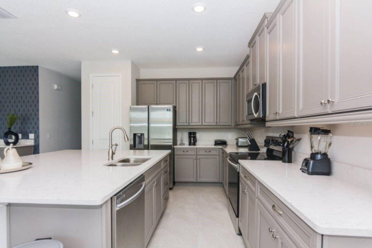 Kissimmee, FL 34747,288 AUBURN AVE