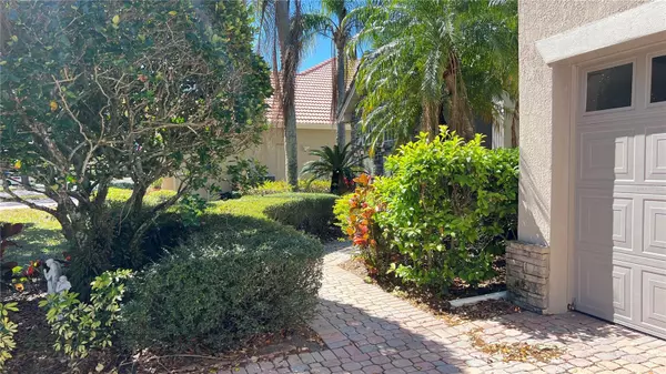 Orlando, FL 32836,8854 OAK LANDINGS CT