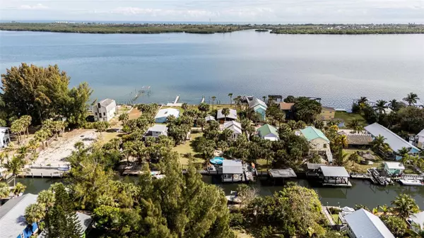 Grant, FL 32949,8 VIP IS #B