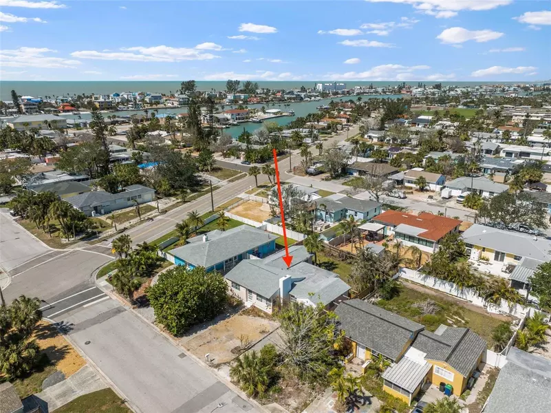 437 79TH AVE, St Pete Beach, FL 33706