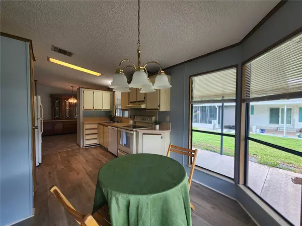 Zellwood, FL 32798,3976 N CITRUS CIR #685