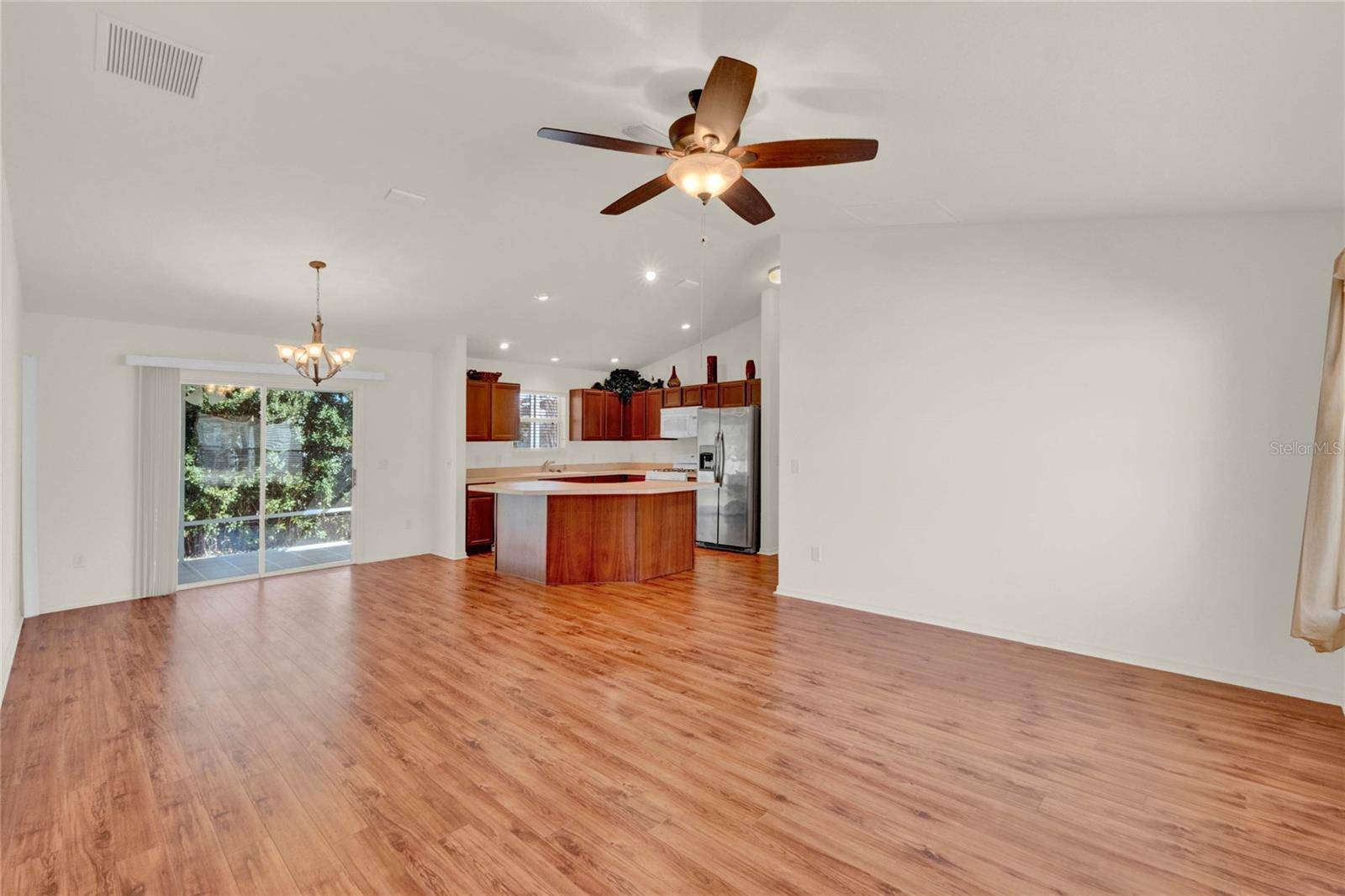 The Villages, FL 32162,381 CORBETT DR