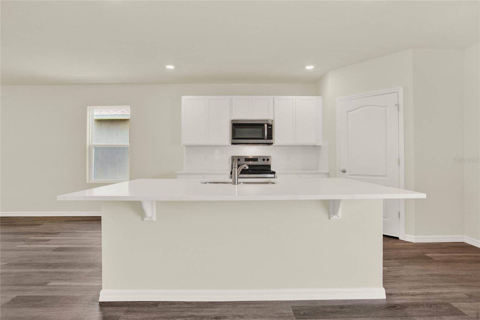 Apopka, FL 32712,5063 MARSHELDER ST
