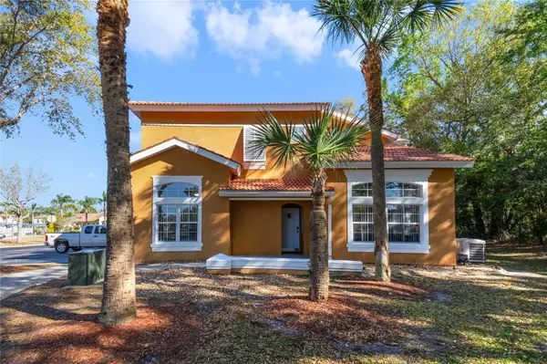 1001 PARK RIDGE CIR, Kissimmee, FL 34746