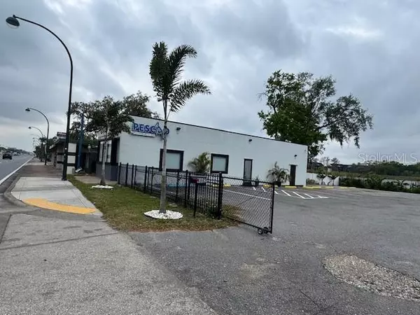 Orlando, FL 32839,4862 S ORANGE BLOSSOM TRAIL