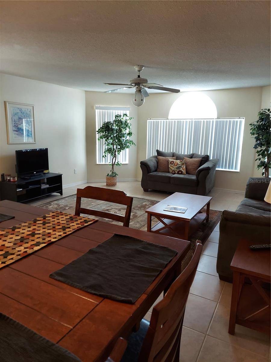Kissimmee, FL 34746,2027 ROYAL BAY BLVD #77