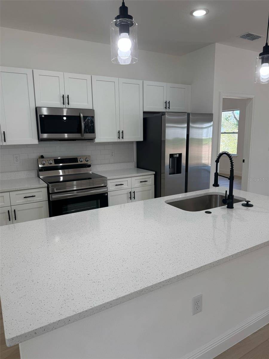 Ocala, FL 34473,4031 SW 130TH LOOP