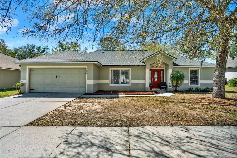 1137 STRATTON AVE, Groveland, FL 34736
