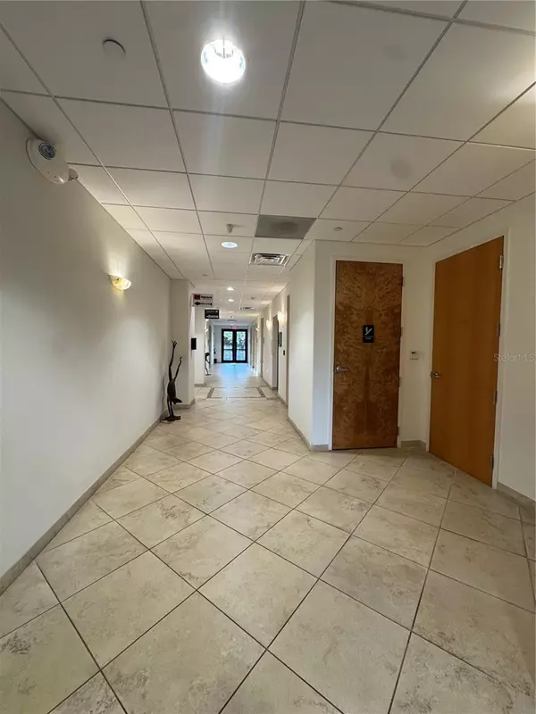 Orlando, FL 32819,6052 TURKEY LAKE RD #118