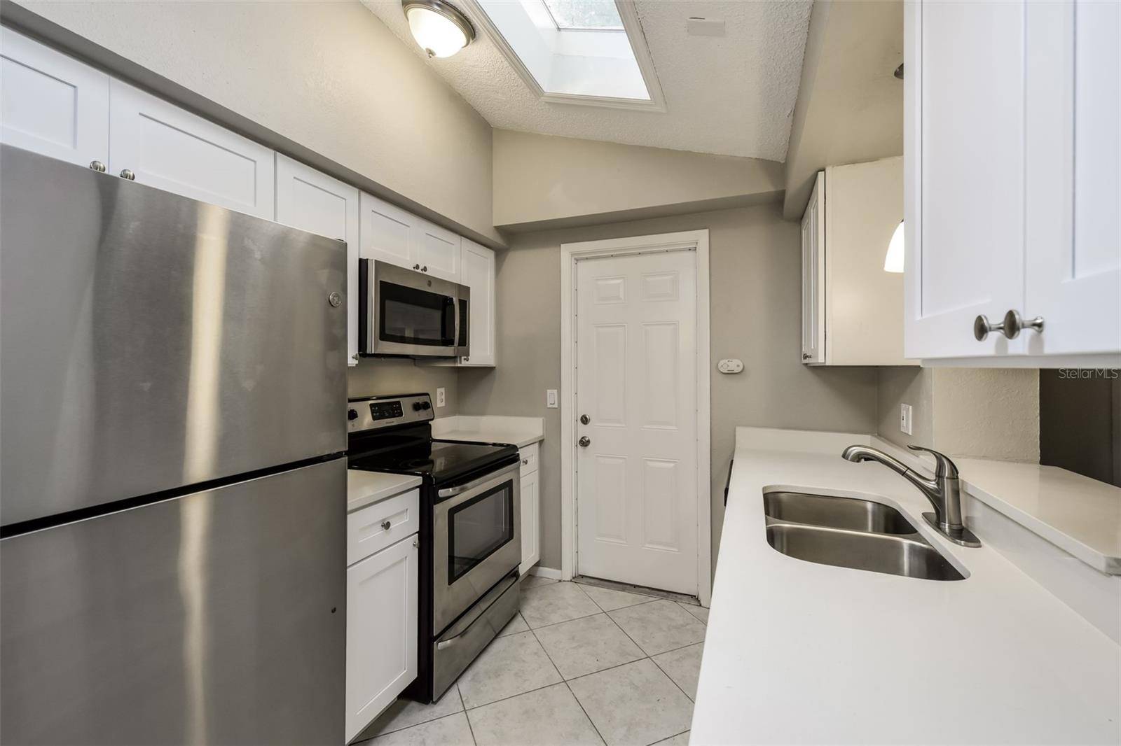 Sarasota, FL 34232,3031 BUCIDA DR
