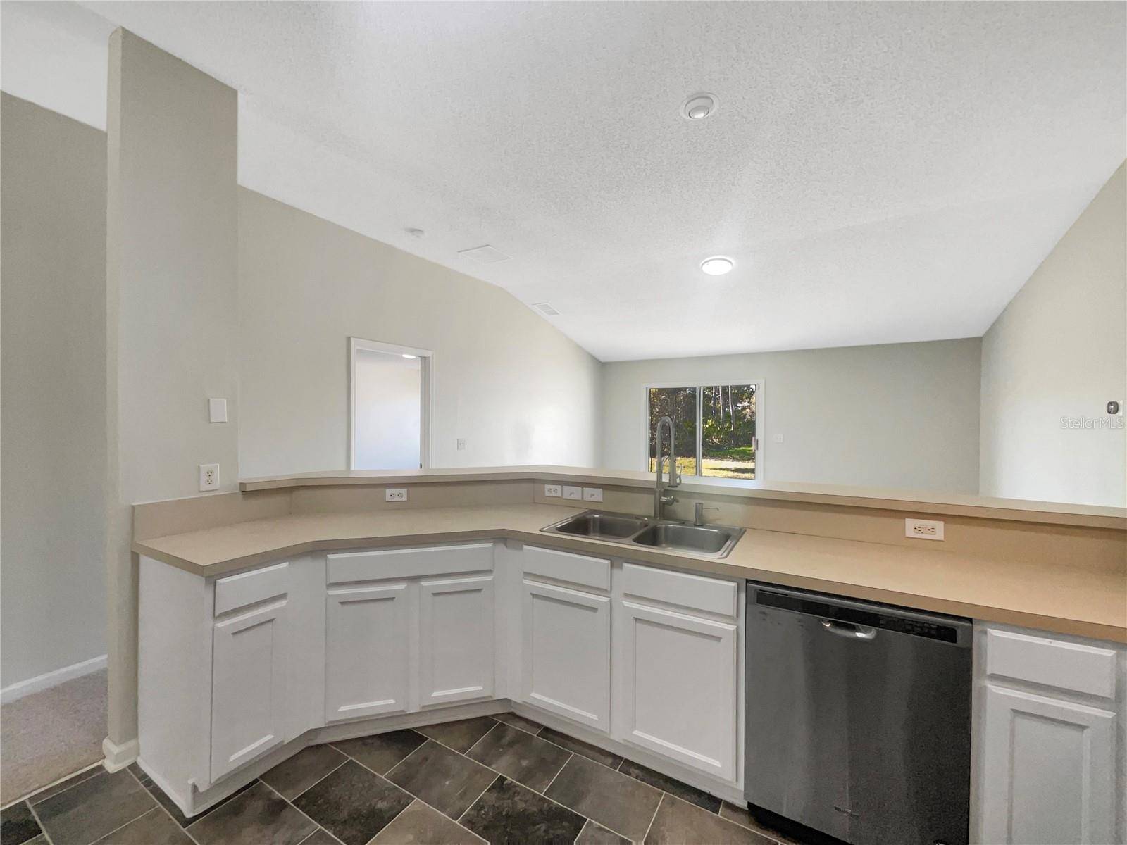 Palm Coast, FL 32164,130 PERSIMMON DR