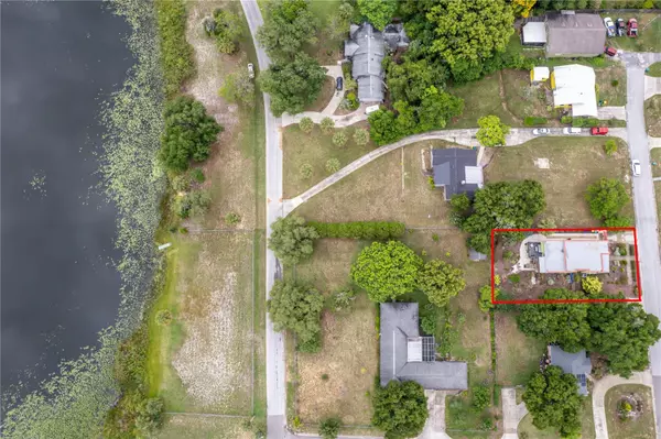 Eustis, FL 32726,809 POINSETTIA DR