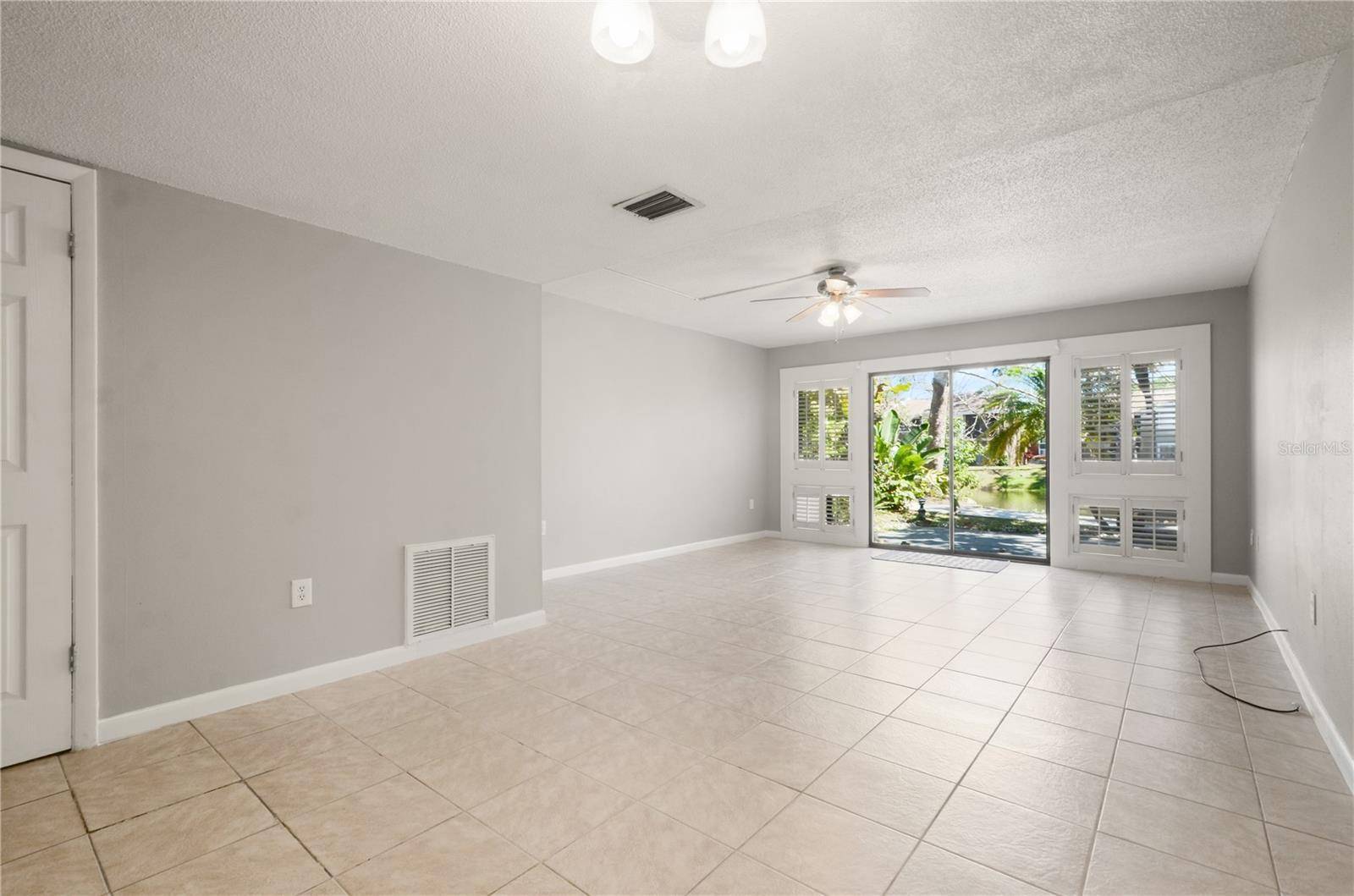 Orlando, FL 32819,6114 PEREGRINE AVE #D03