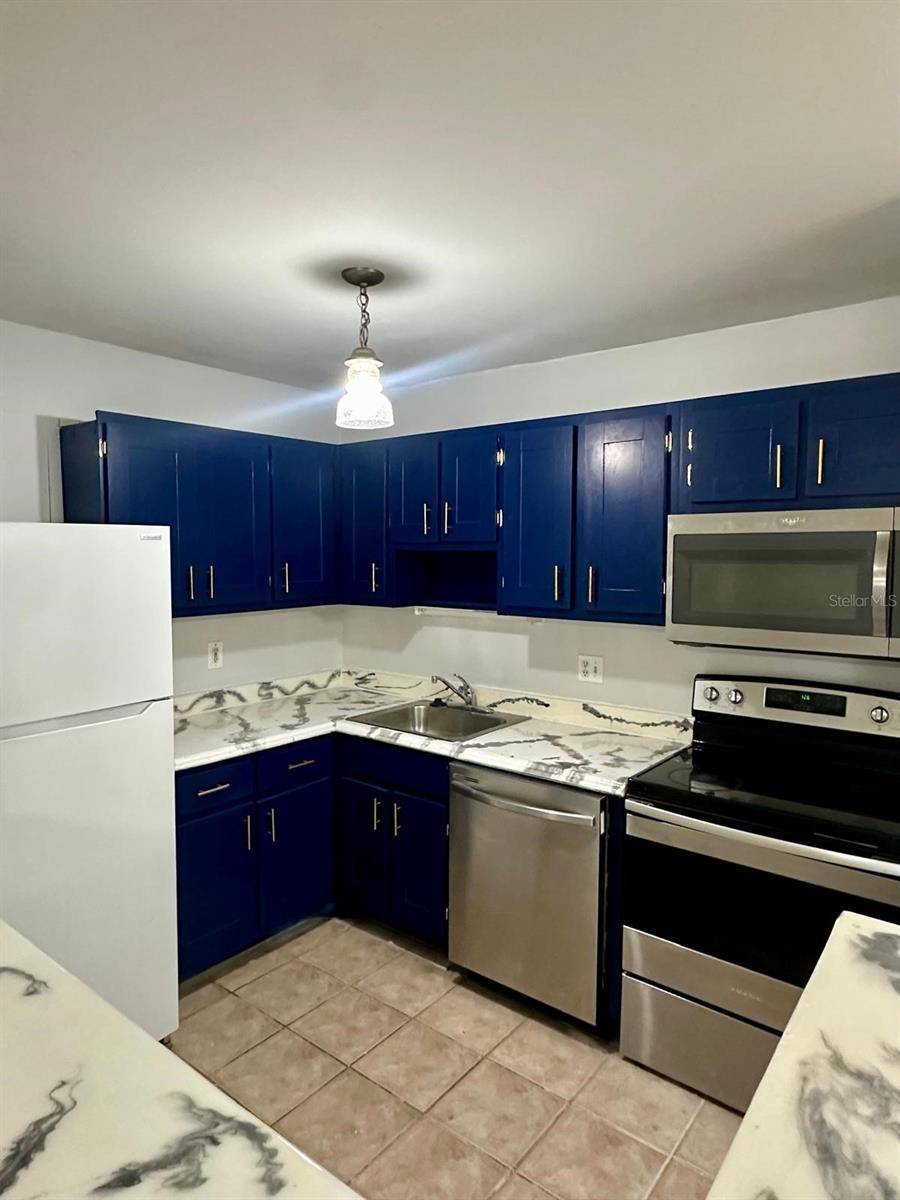 Orlando, FL 32822,2446 OAK PARK WAY #108