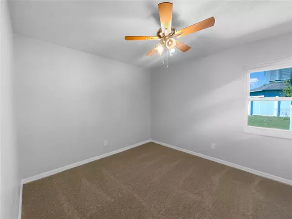 Ocala, FL 34472,6 ALMOND TRCE