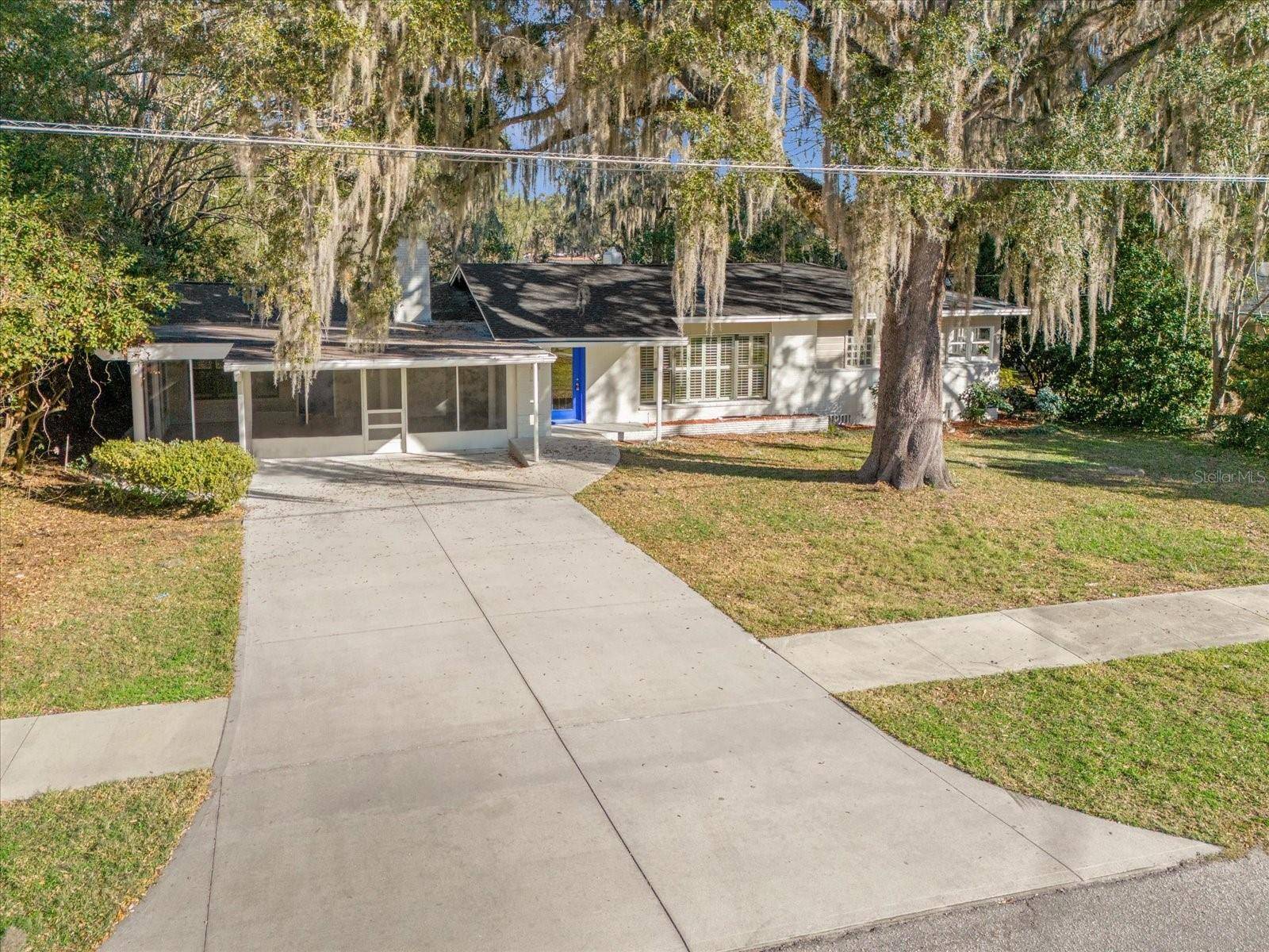 Ocala, FL 34471,719 SE 24TH ST