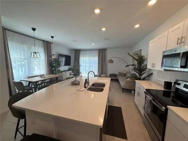 Kissimmee, FL 34746,3640 LANDING NET DR