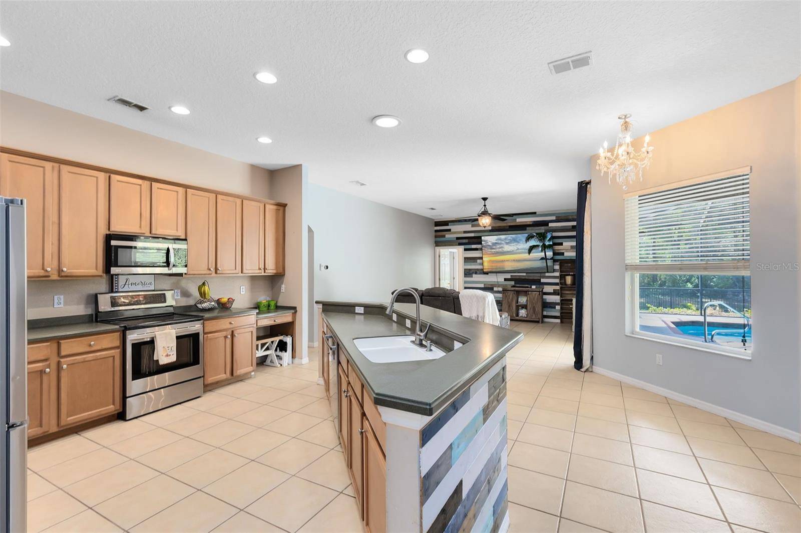 Apopka, FL 32712,640 BROOKFIELD PL
