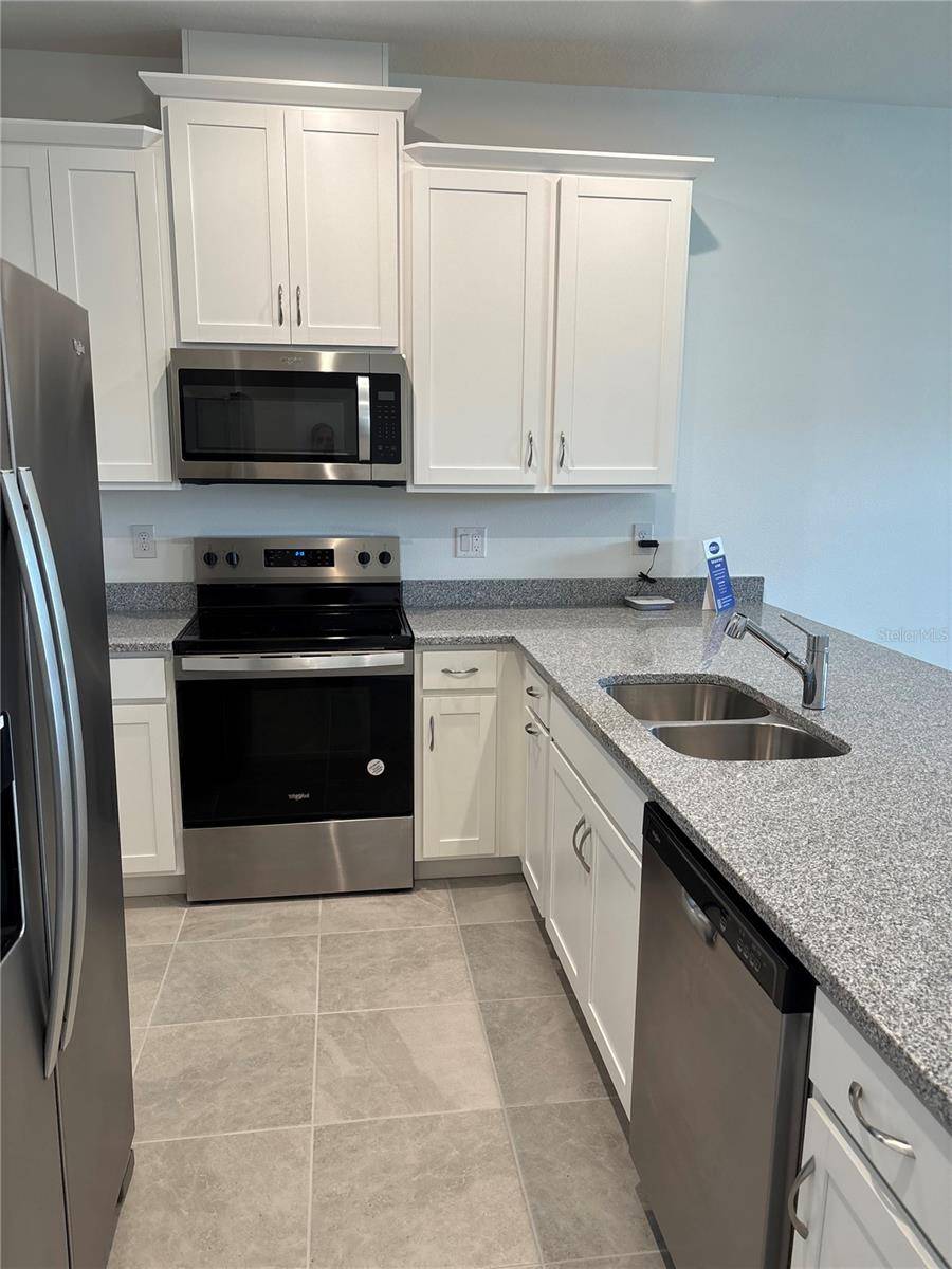 Apopka, FL 32712,4232 SADLER RD