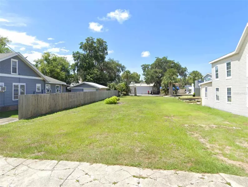 609 DOWNING ST, New Smyrna Beach, FL 32168