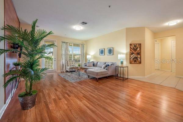 Orlando, FL 32819,5049 SHOREWAY LOOP #30201
