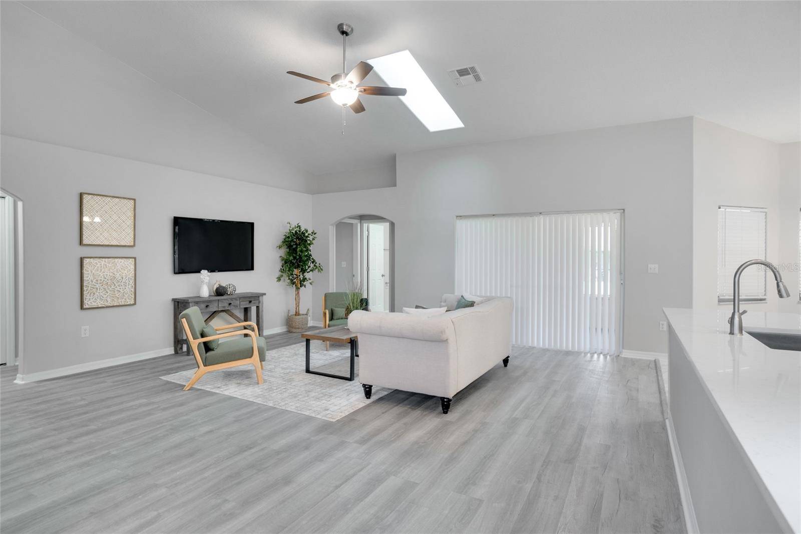 St Cloud, FL 34772,2218 DEATA CT