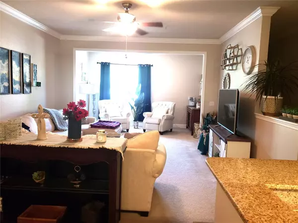 Winter Garden, FL 34787,430 SOUTHERN PECAN CIR #201