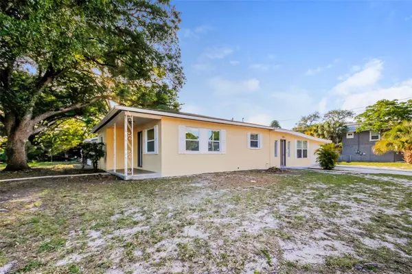 St Petersburg, FL 33707,295 52ND ST S