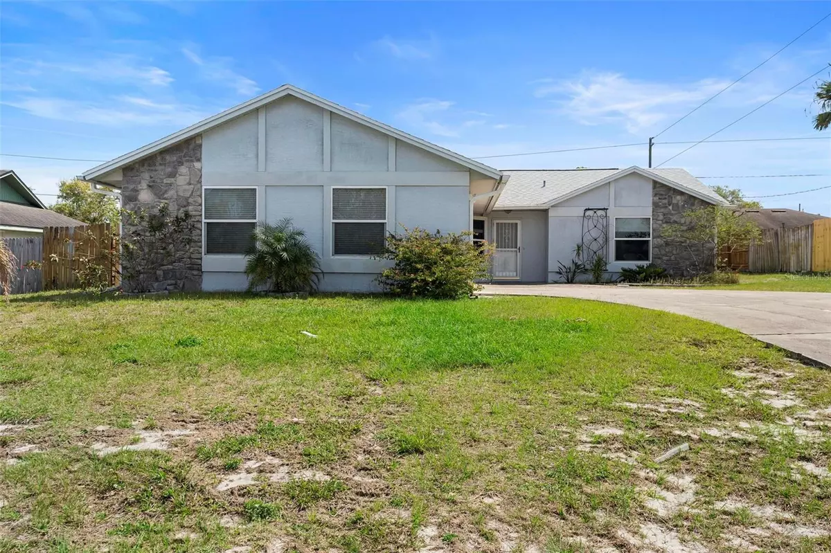 Deltona, FL 32738,2351 MONTANO ST