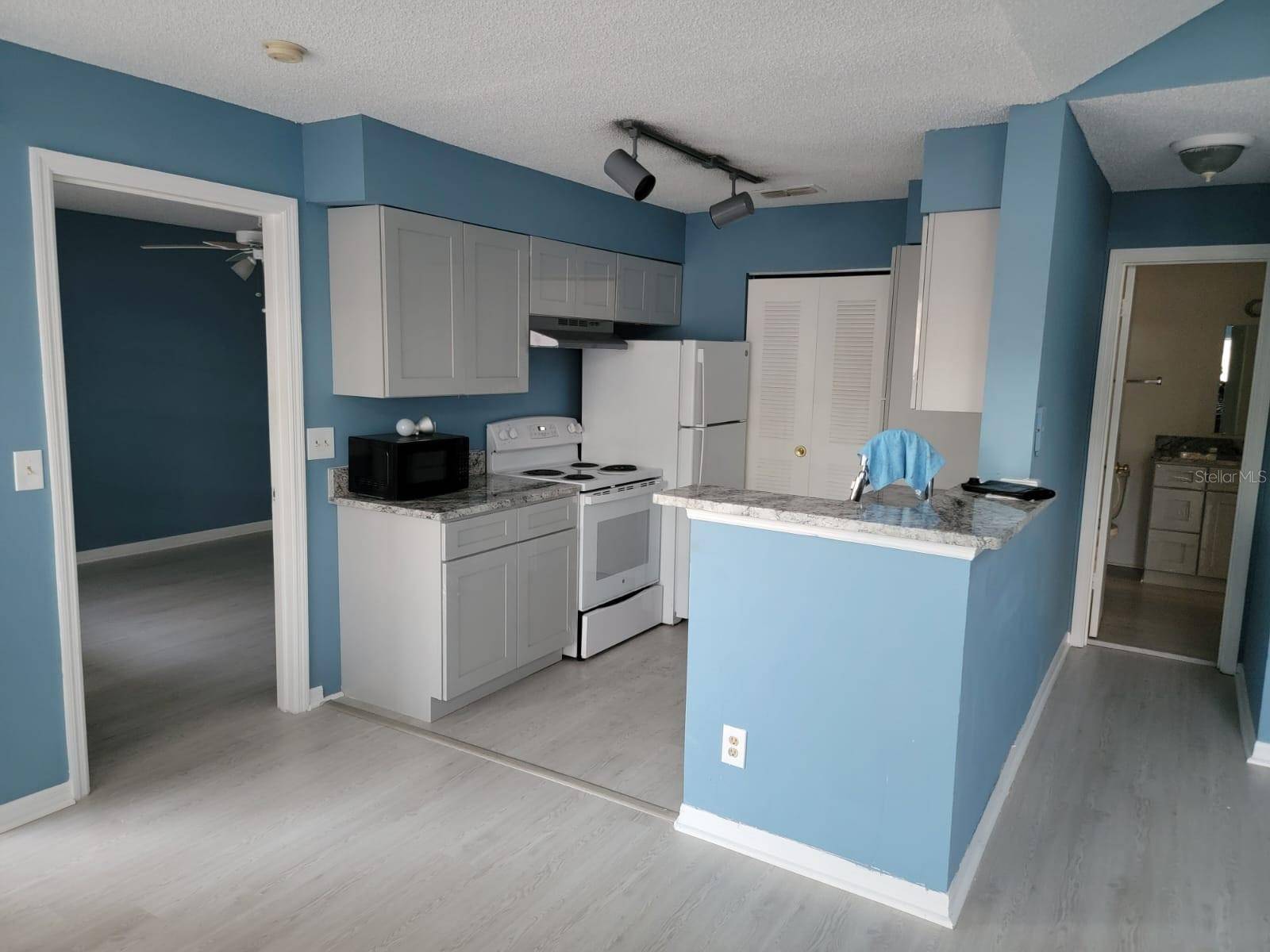 Orlando, FL 32835,1055 S HIAWASSEE RD #2027