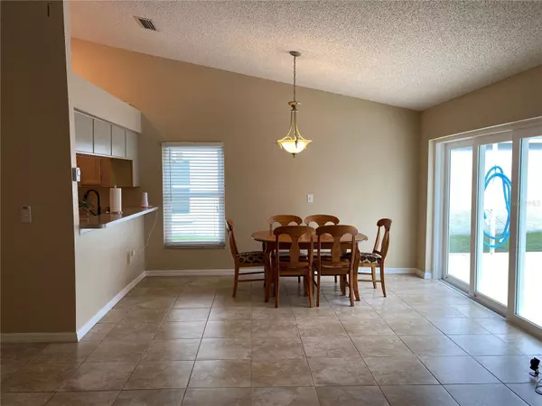 Brandon, FL 33511,1210 ETCHFIELD CIR