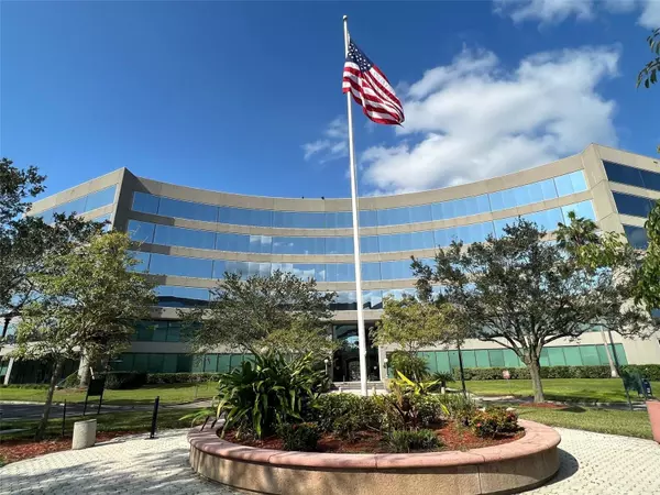 Orlando, FL 32822,5950 HAZELTINE NATIONAL DR #210