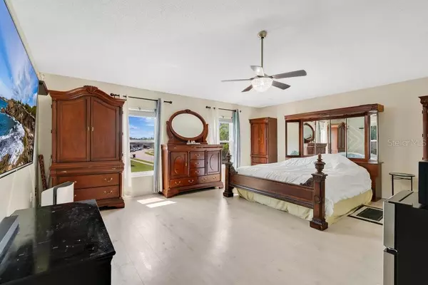 5051 SILVER THISTLE LN St Cloud, FL 34772