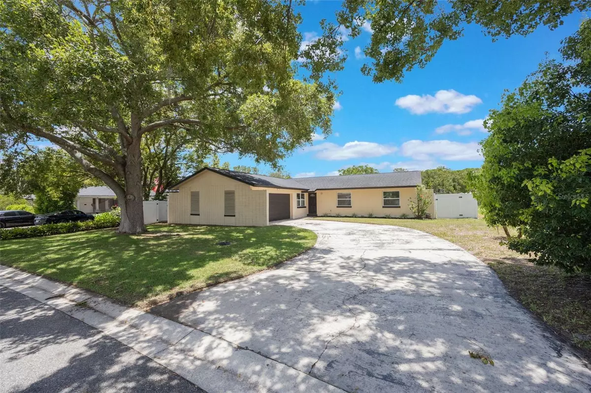 Casselberry, FL 32707,725 LAUREL WAY
