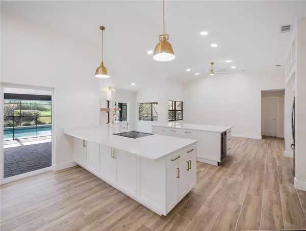 6790 EDGEWORTH DR, Orlando, FL 32819