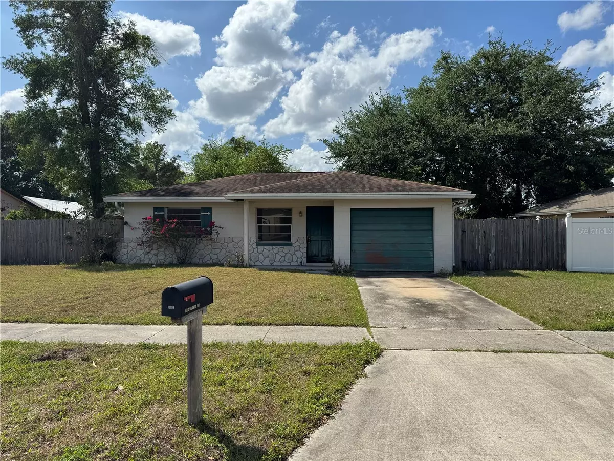 Altamonte Springs, FL 32701,871 DARWIN DR