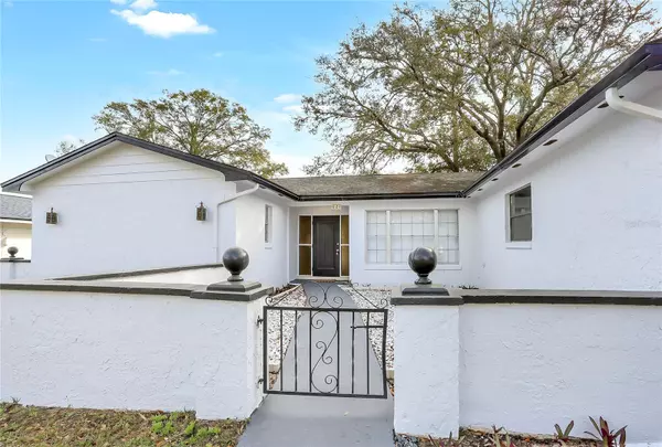 Altamonte Springs, FL 32714,621 ASHBERRY LN