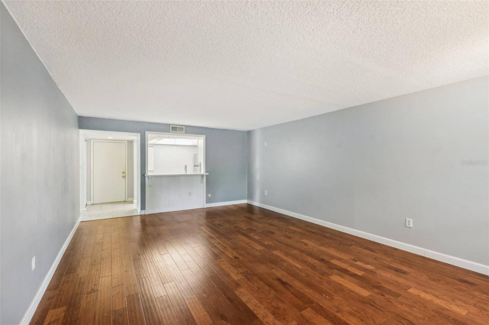 Altamonte Springs, FL 32701,610 CRANES WAY #207
