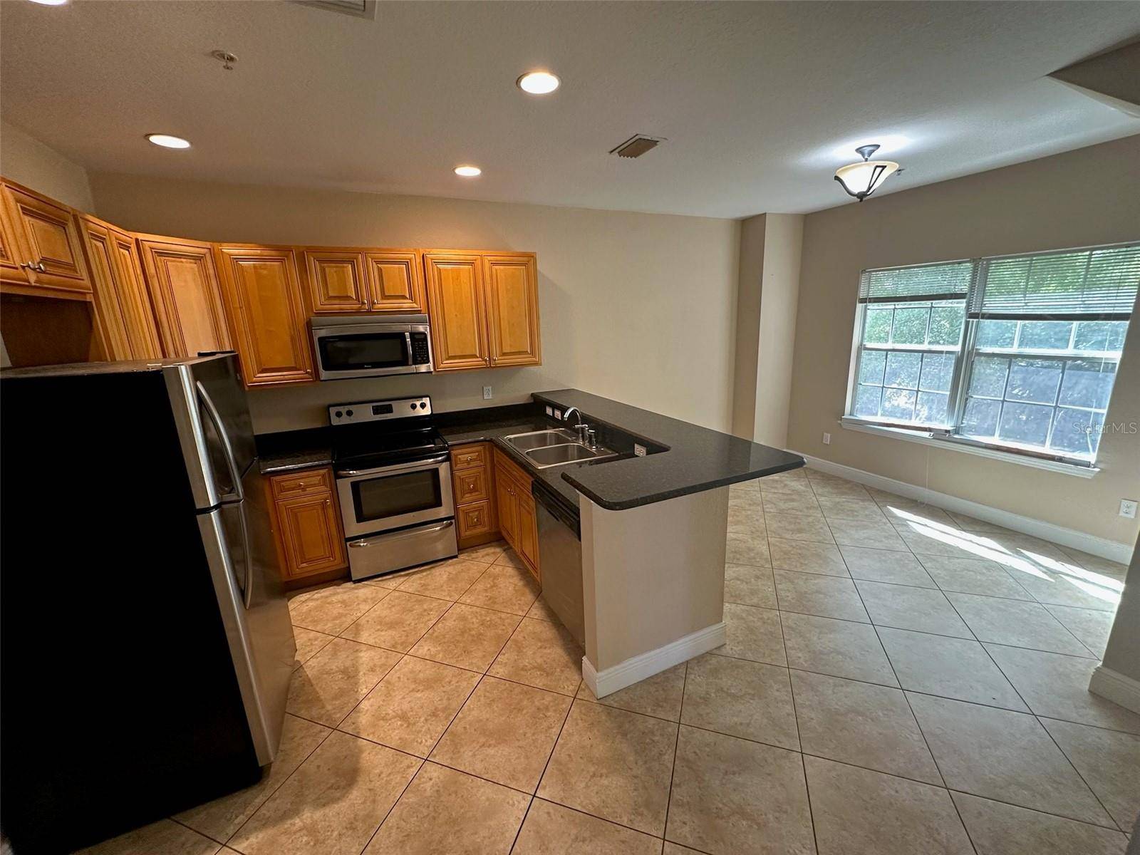 Orlando, FL 32808,3719 S LAKE ORLANDO Pkwy #8