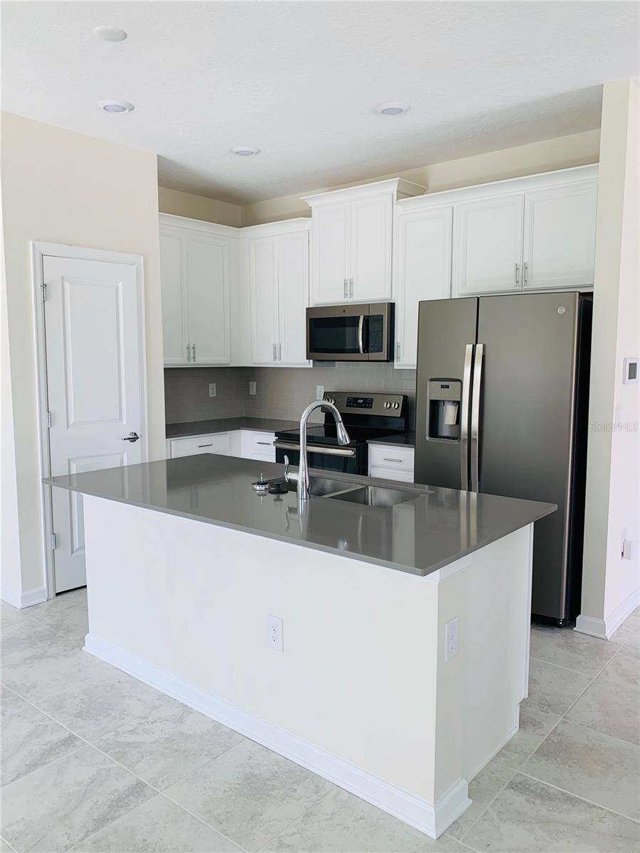 Davenport, FL 33896,8508 GOLF WAY