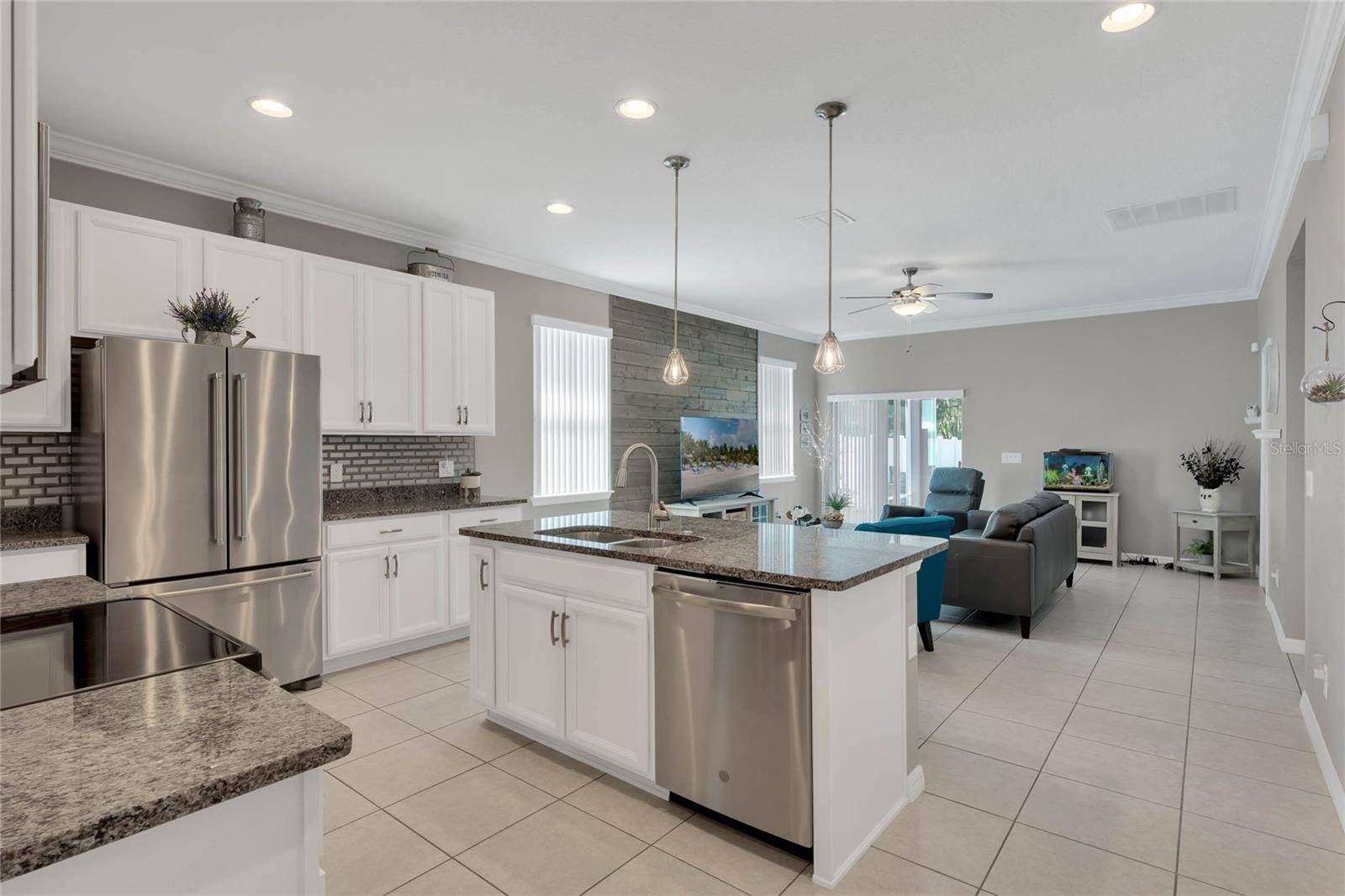 Kissimmee, FL 34746,2450 GRASMERE VIEW Pkwy S