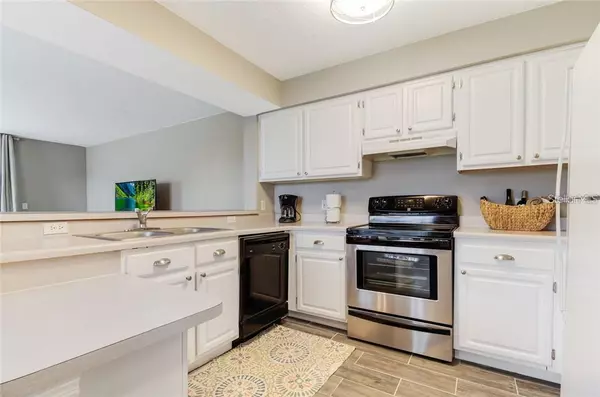 Orlando, FL 32837,13953 FAIRWAY ISLAND DR #621