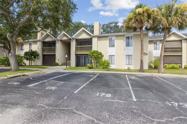 Titusville, FL 32780,3550 SABLE PALM LN #M