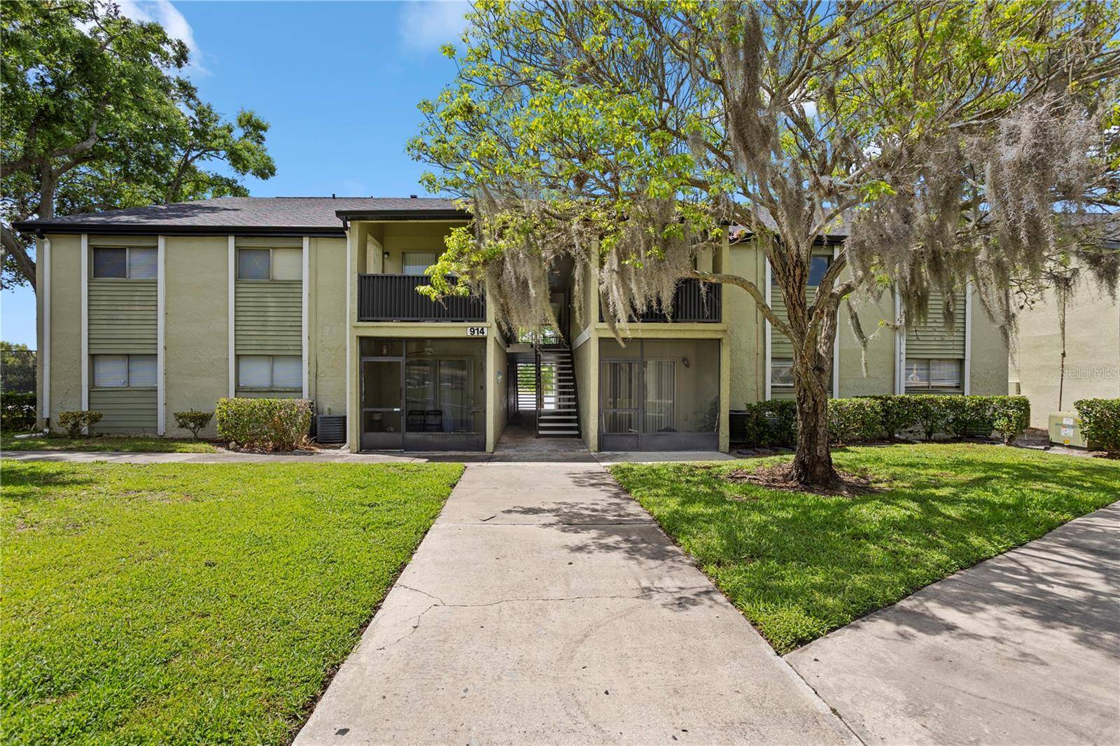 914 LAKE DESTINY RD #D, Altamonte Springs, FL 32714