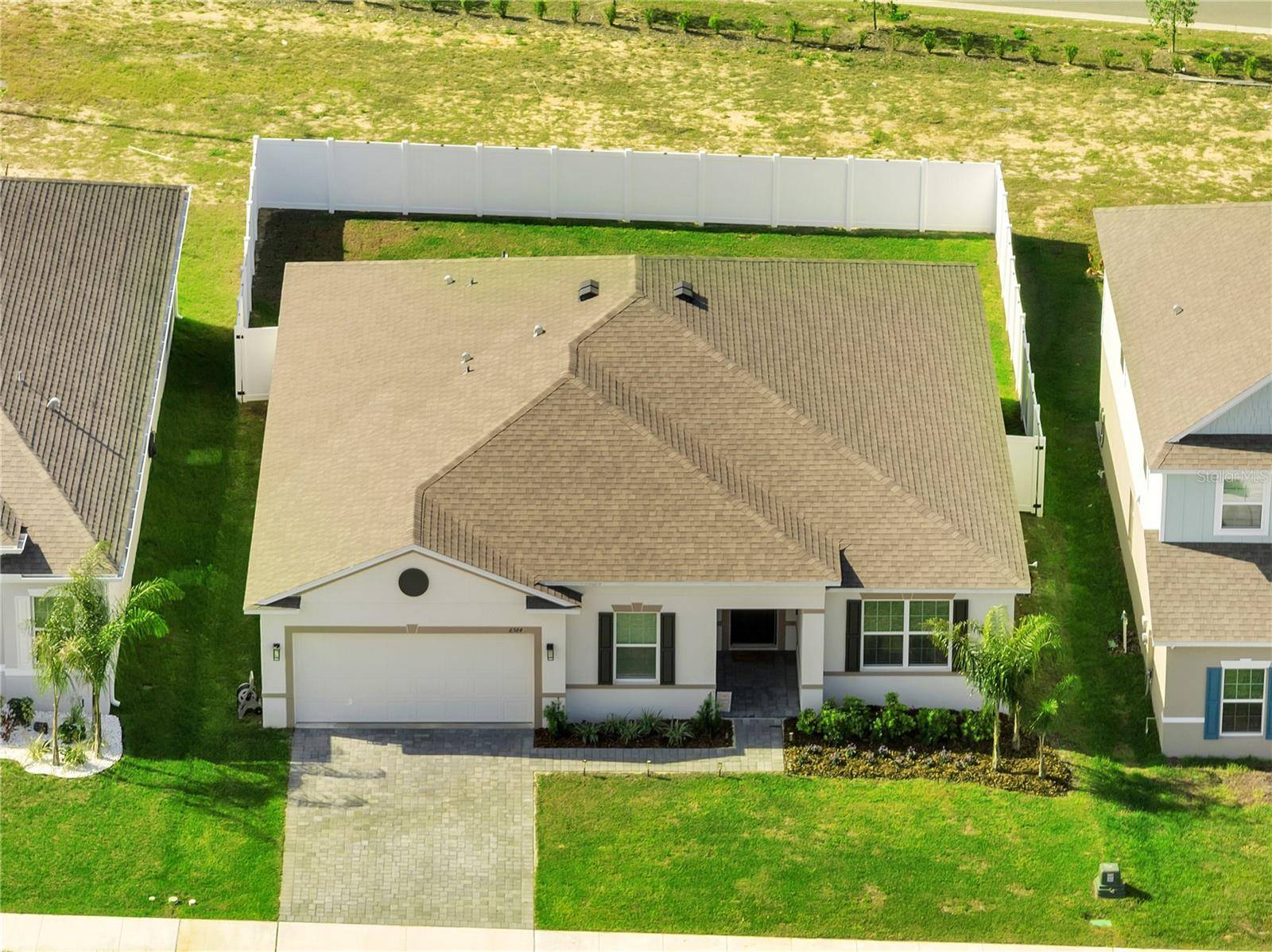 Mascotte, FL 34753,6564 RHYTHM DR