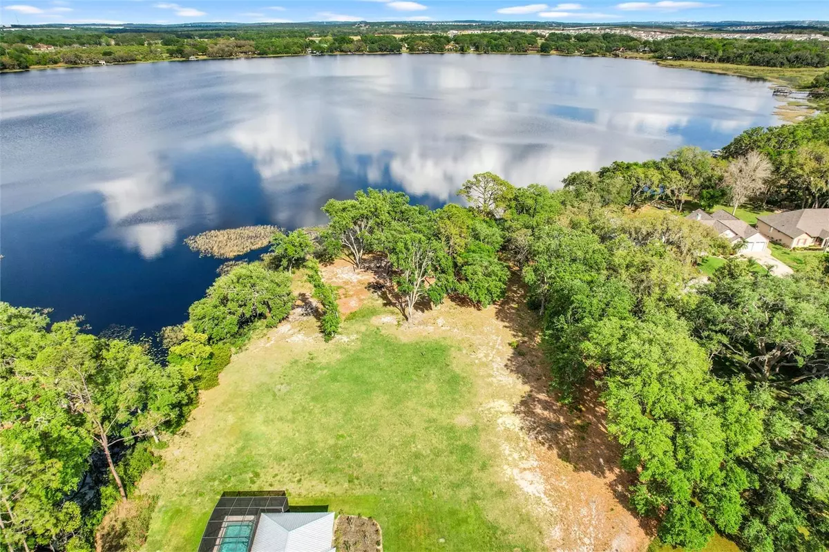 Groveland, FL 34736,MIDDLE ST