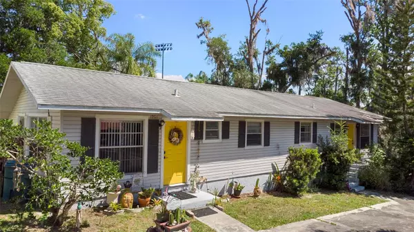 1201 E 5TH AVE, Mount Dora, FL 32757